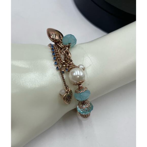 Betsey Johnson Rose Gold Tone Rhinestone  Faux Pearl Blue Beads Stretch Bracelet - Picture 5 of 11